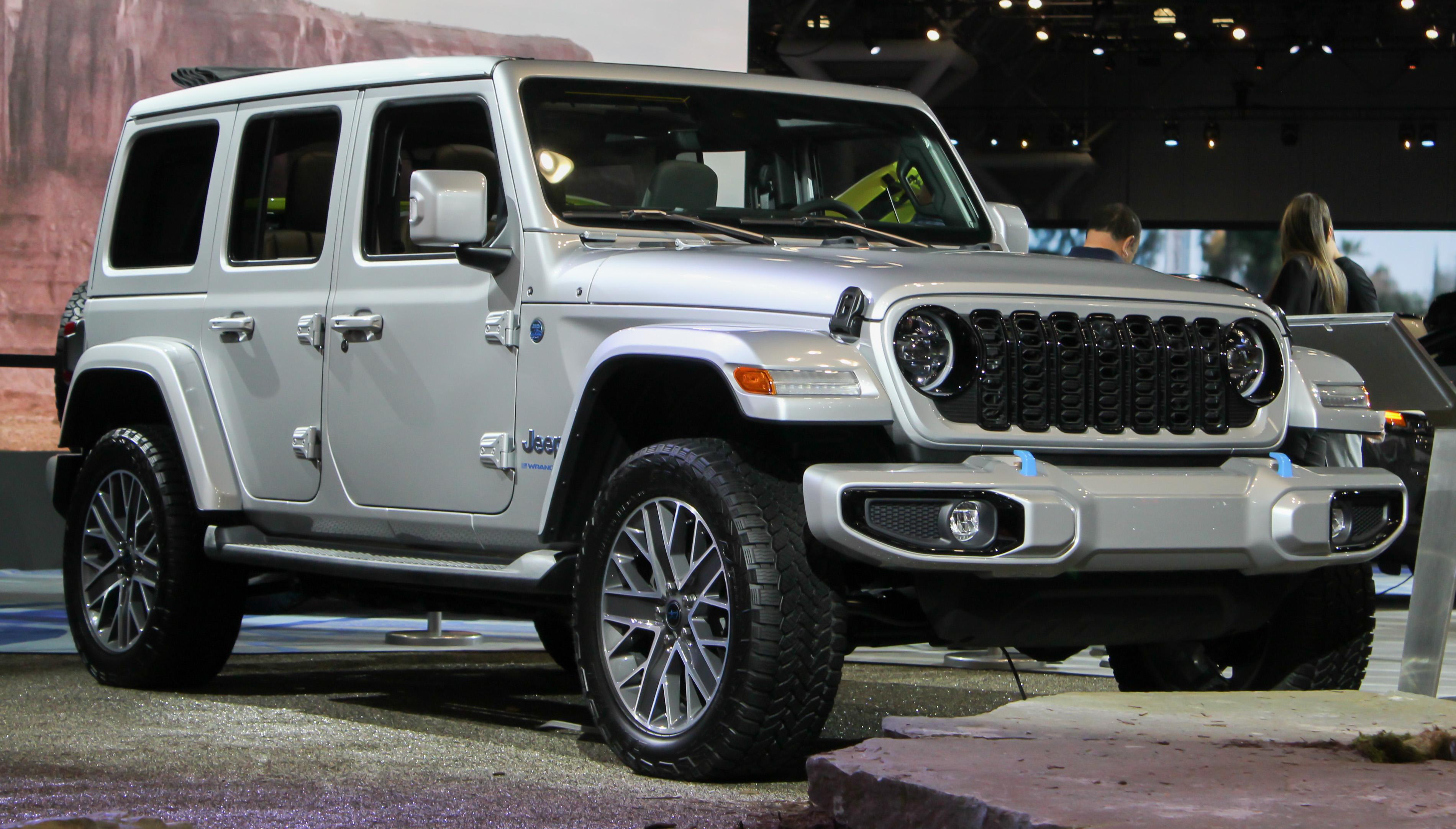 Grill Slot Layout in a Jeep