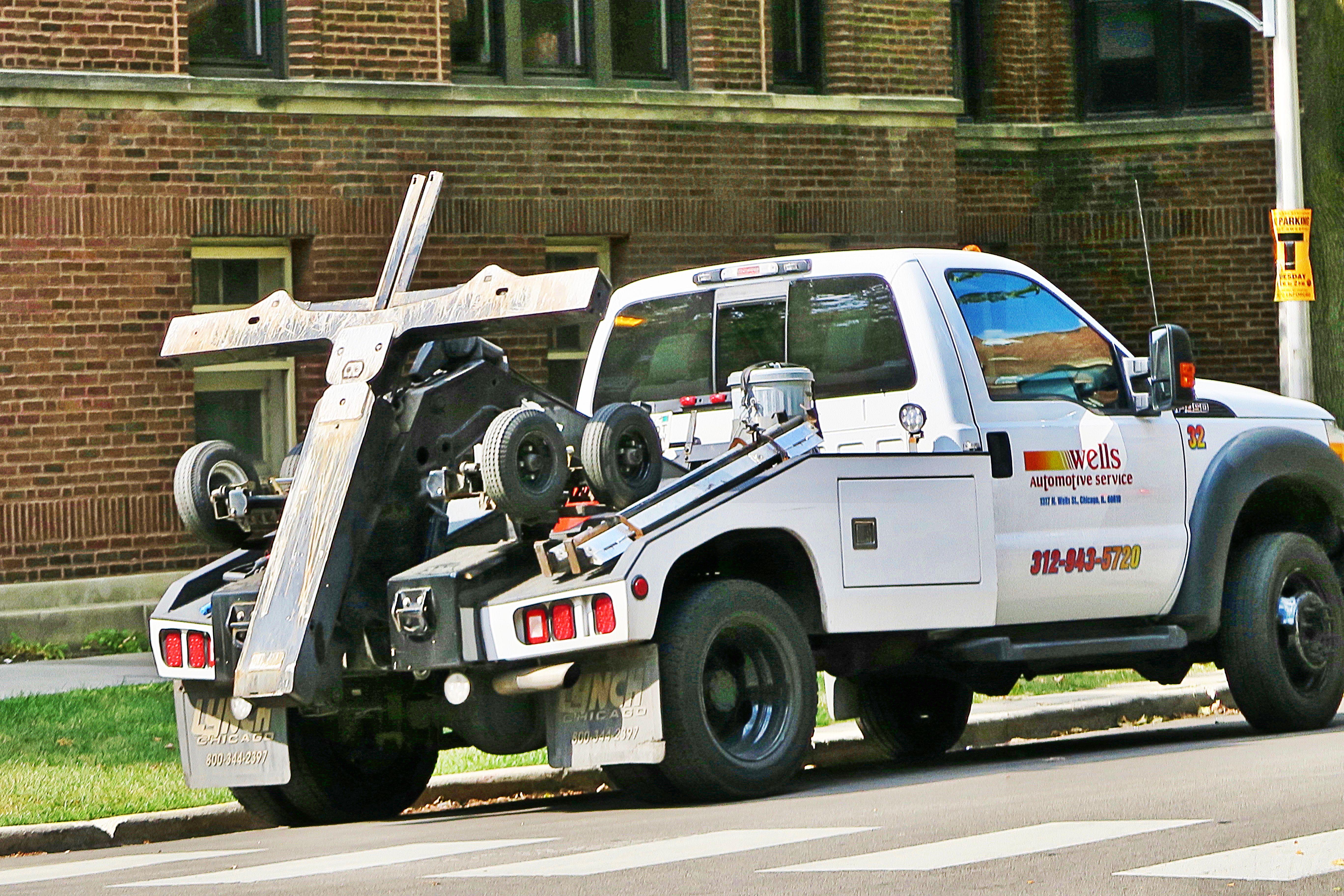 Stopping and Parking with ⁤a Towed Jeep